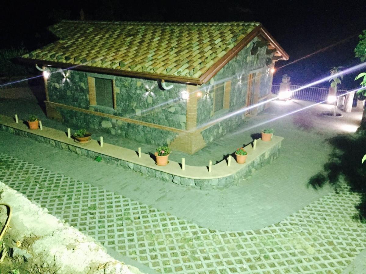 Casa Monte Etna Maletto Exterior foto