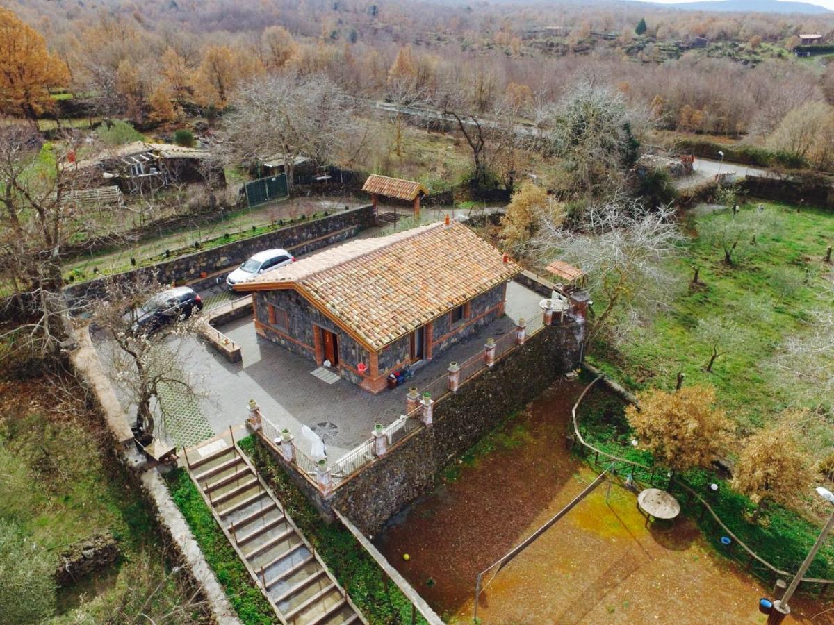 Casa Monte Etna Maletto Exterior foto